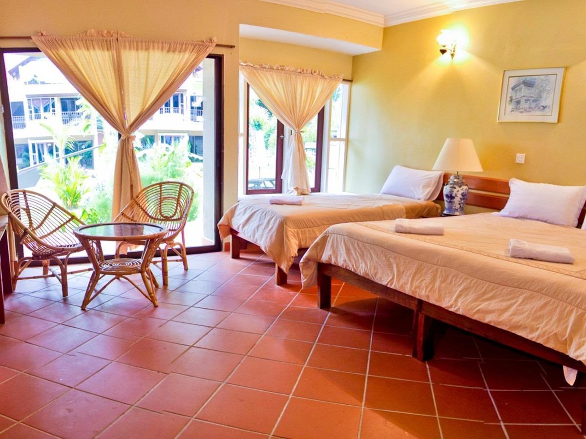 Anjungan Beach Resort Кампунг-Телук-Нипах Экстерьер фото