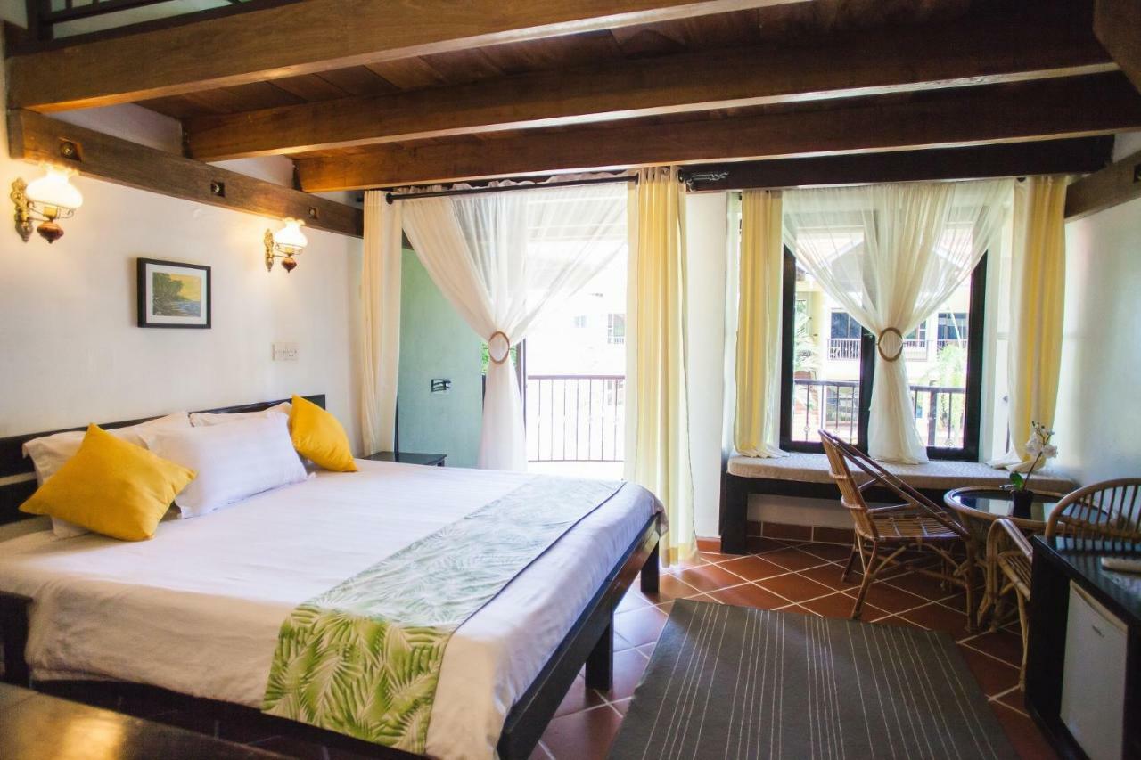 Anjungan Beach Resort Кампунг-Телук-Нипах Экстерьер фото