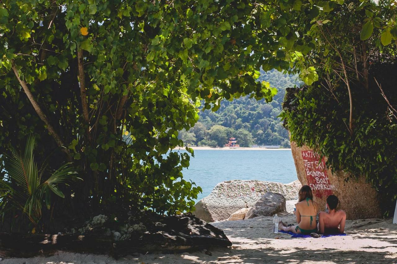 Anjungan Beach Resort Кампунг-Телук-Нипах Экстерьер фото