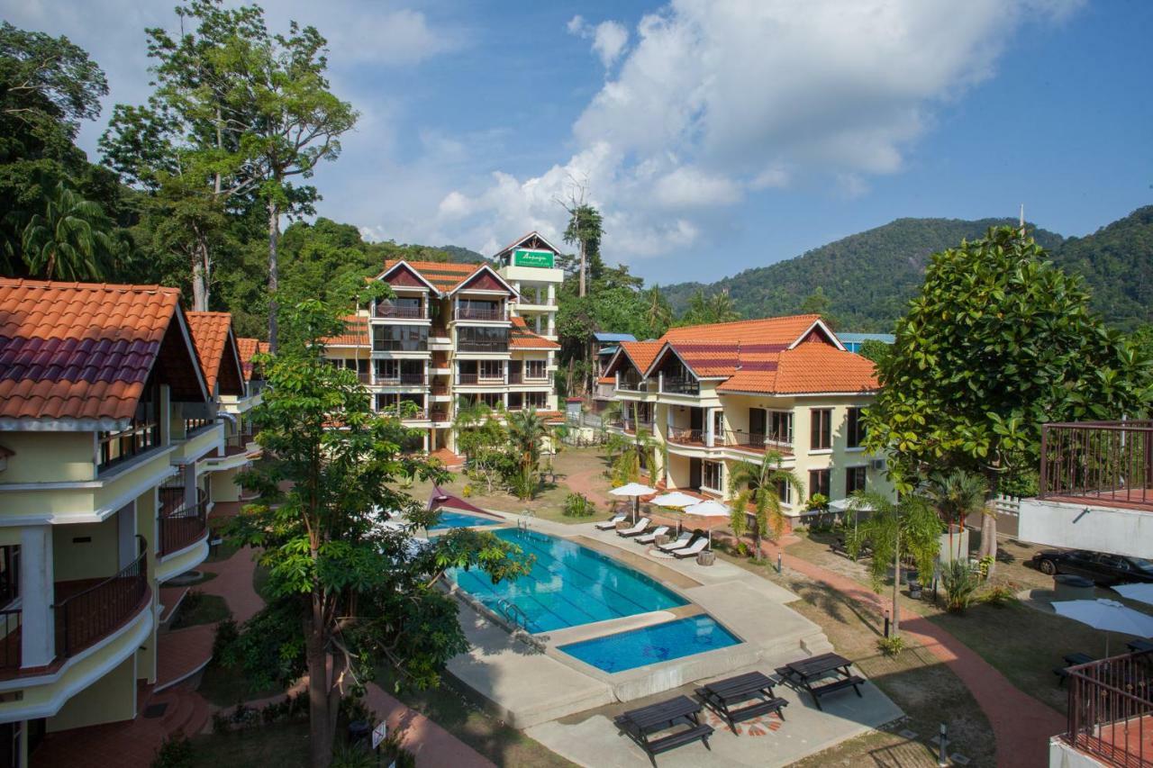 Anjungan Beach Resort Кампунг-Телук-Нипах Экстерьер фото